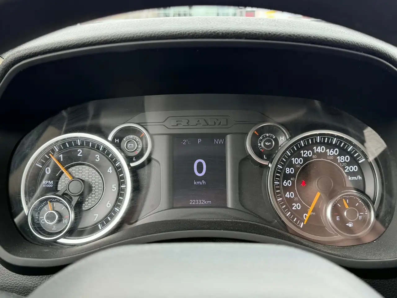 RAM 3500 снимка RAM 3500