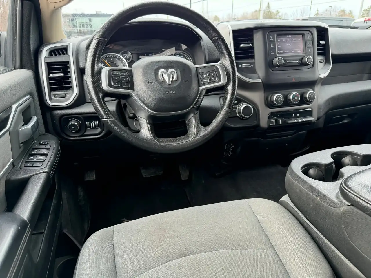 RAM 3500 снимка RAM 3500
