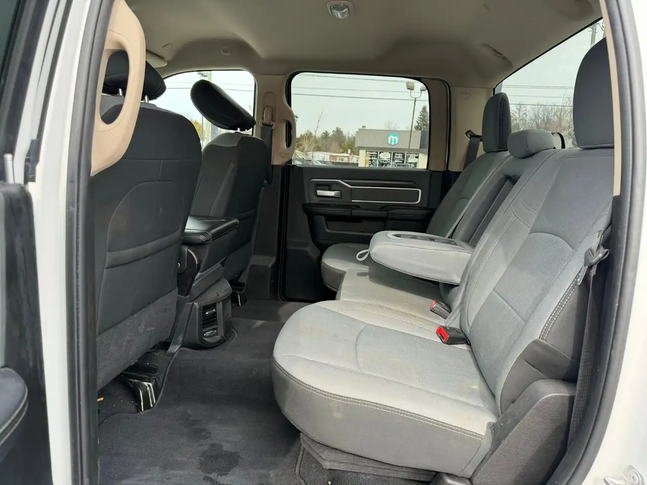 RAM 3500 снимка RAM 3500