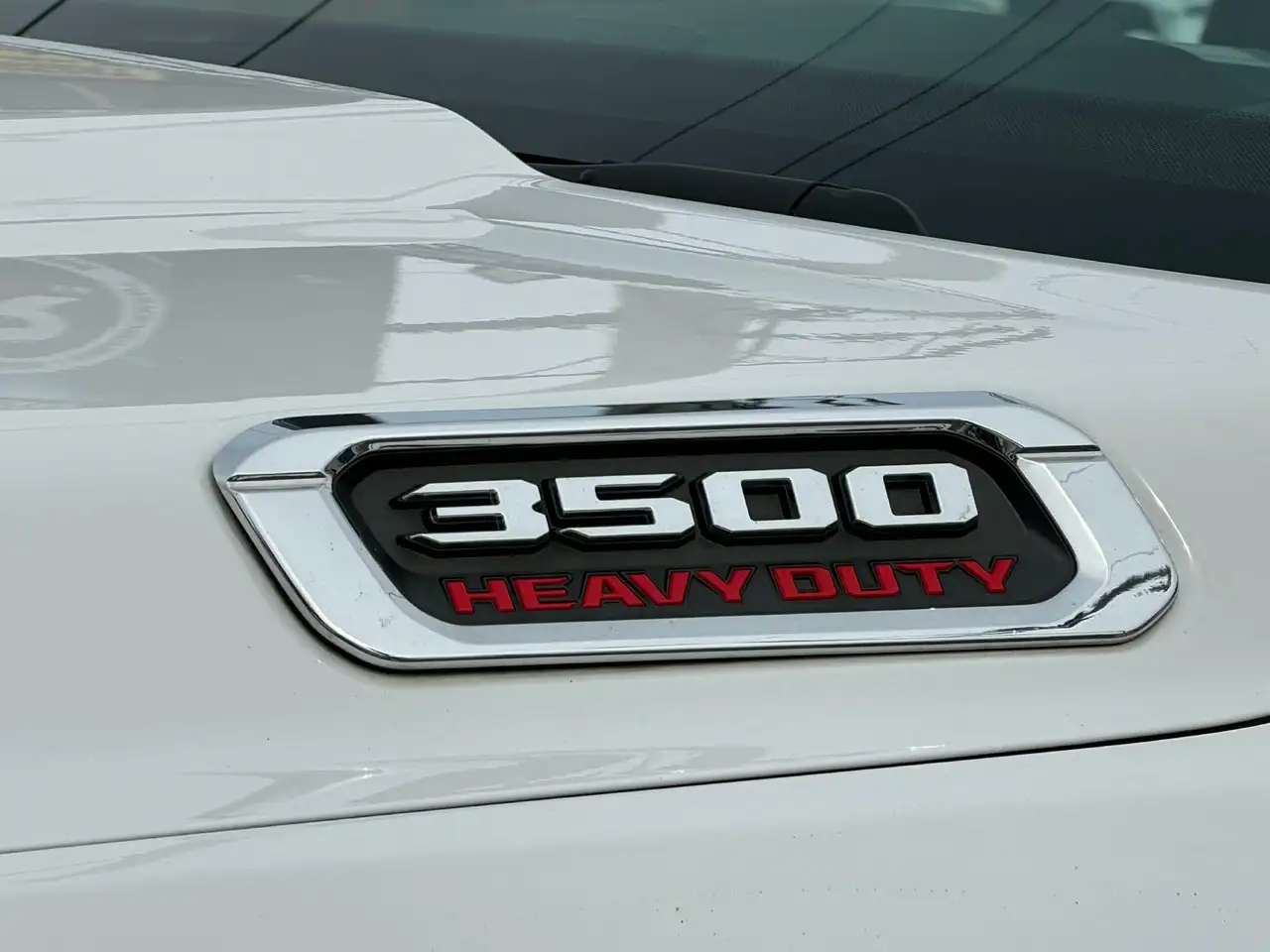 RAM 3500 снимка RAM 3500