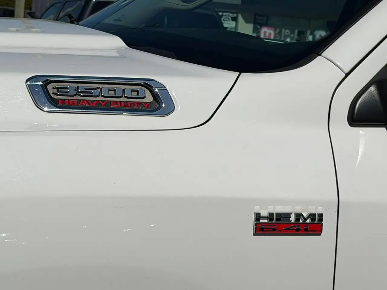 RAM 3500 снимка RAM 3500