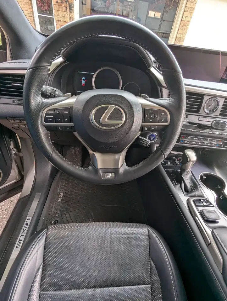 Lexus RX снимка Lexus RX