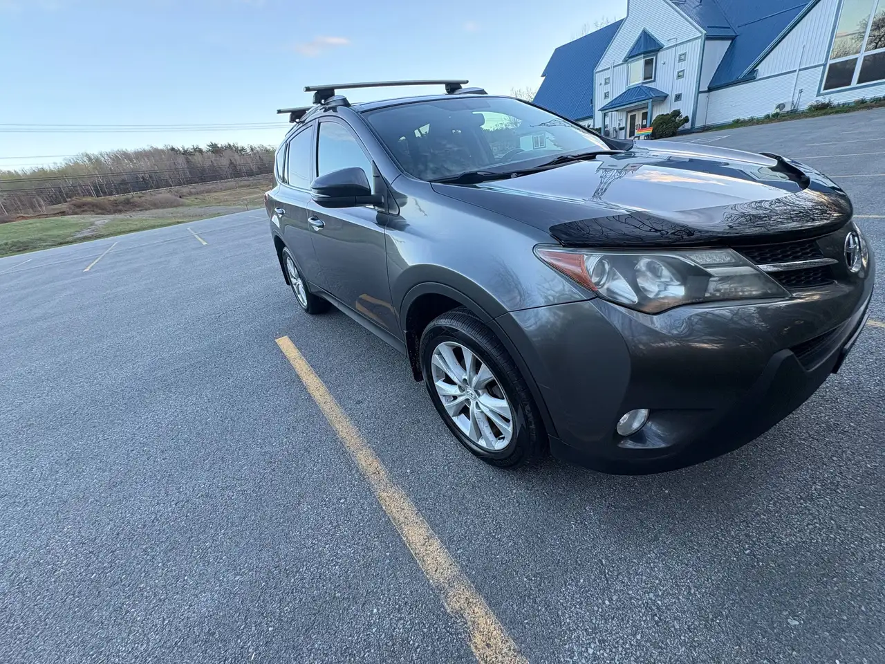 Toyota RAV 4 photo Toyota RAV 4
