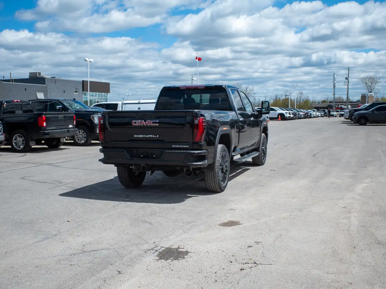 GMC Sierra 2500HD снимка GMC Sierra 2500HD