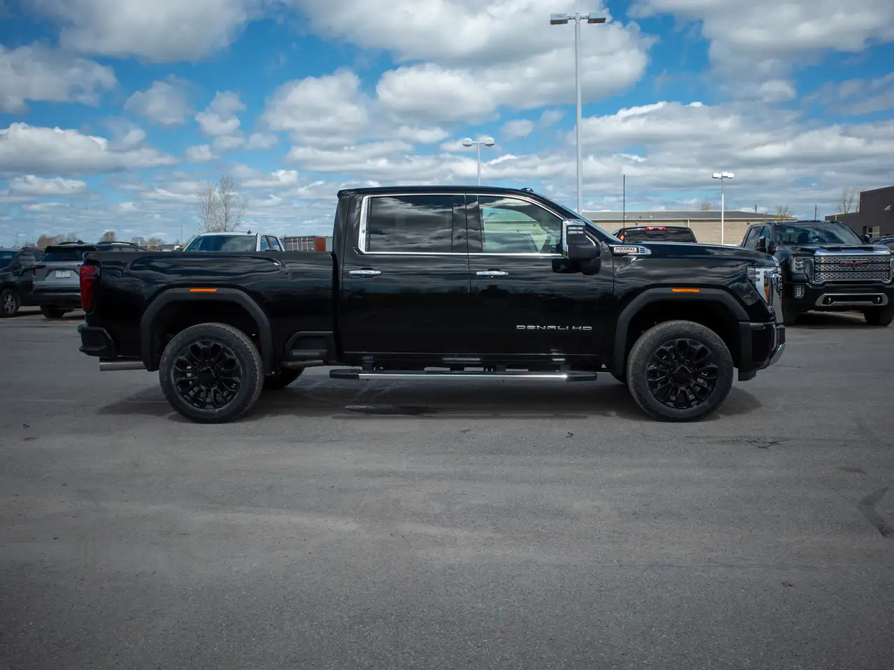GMC Sierra 2500HD снимка GMC Sierra 2500HD