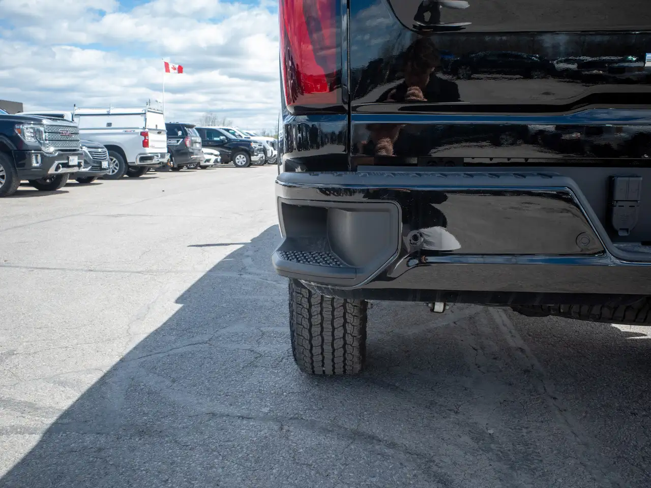 GMC Sierra 2500HD снимка GMC Sierra 2500HD