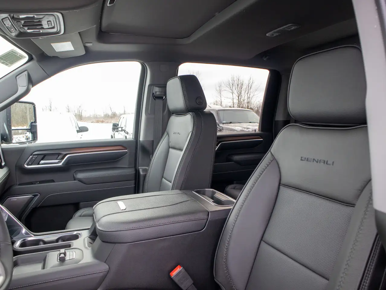 GMC Sierra 2500HD снимка GMC Sierra 2500HD