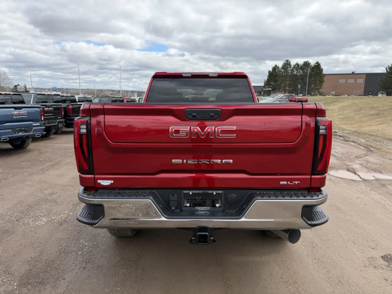 GMC Sierra 2500HD снимка GMC Sierra 2500HD