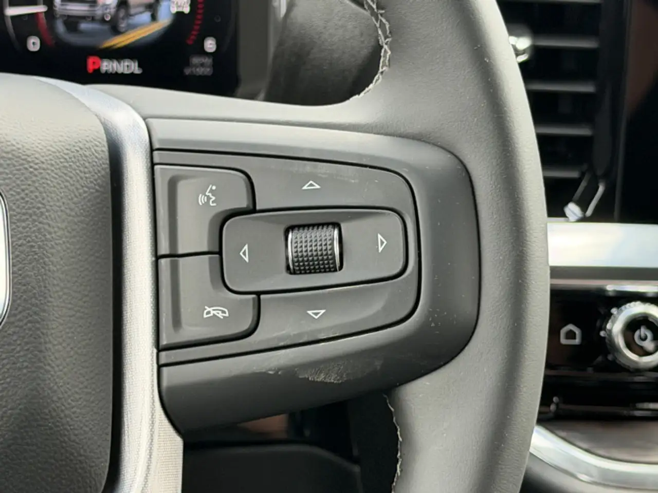 GMC Sierra 2500HD снимка GMC Sierra 2500HD