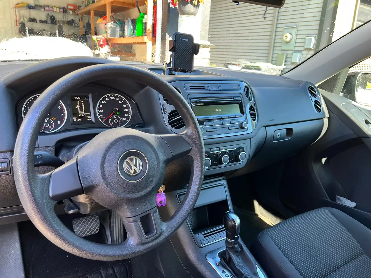 Volkswagen Tiguan снимка Volkswagen Tiguan