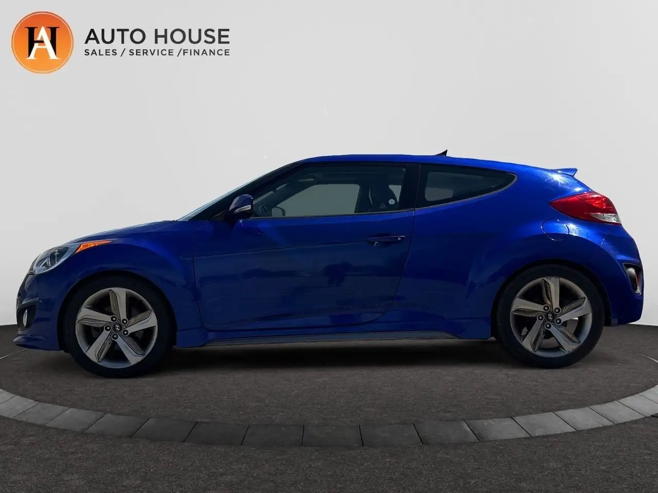 Hyundai VELOSTER снимка Hyundai VELOSTER