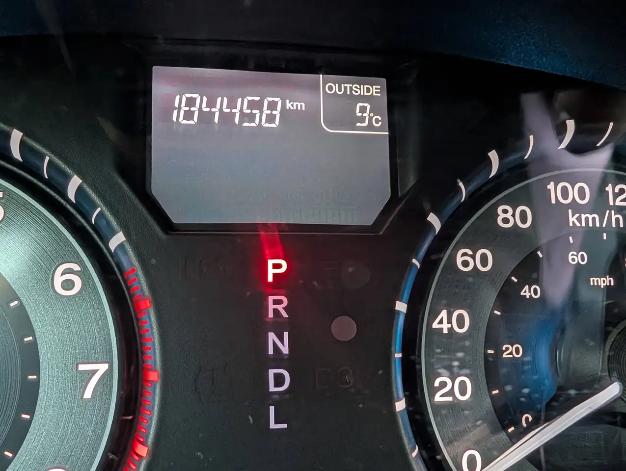 Honda Odyssey снимка Honda Odyssey