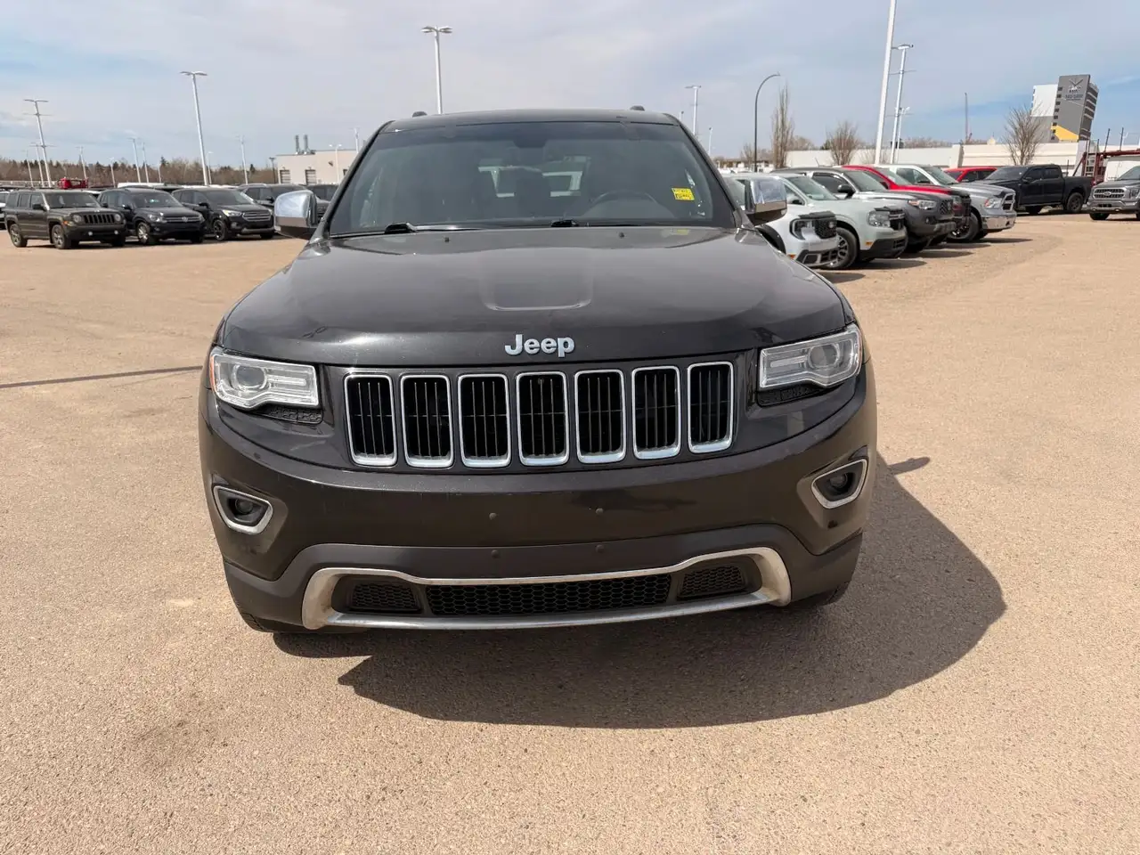 Jeep Grand Cherokee снимка Jeep Grand Cherokee