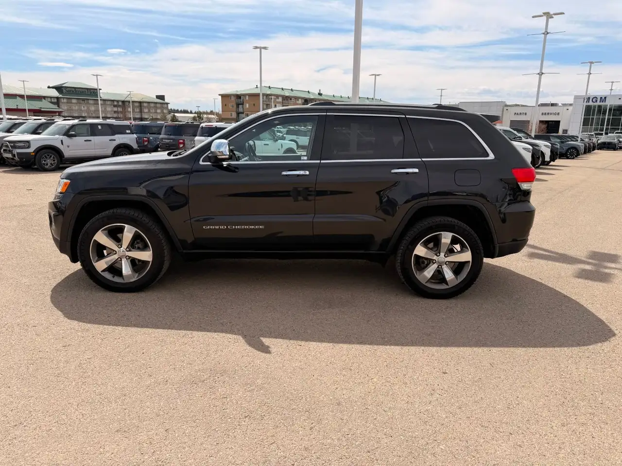 Jeep Grand Cherokee снимка Jeep Grand Cherokee