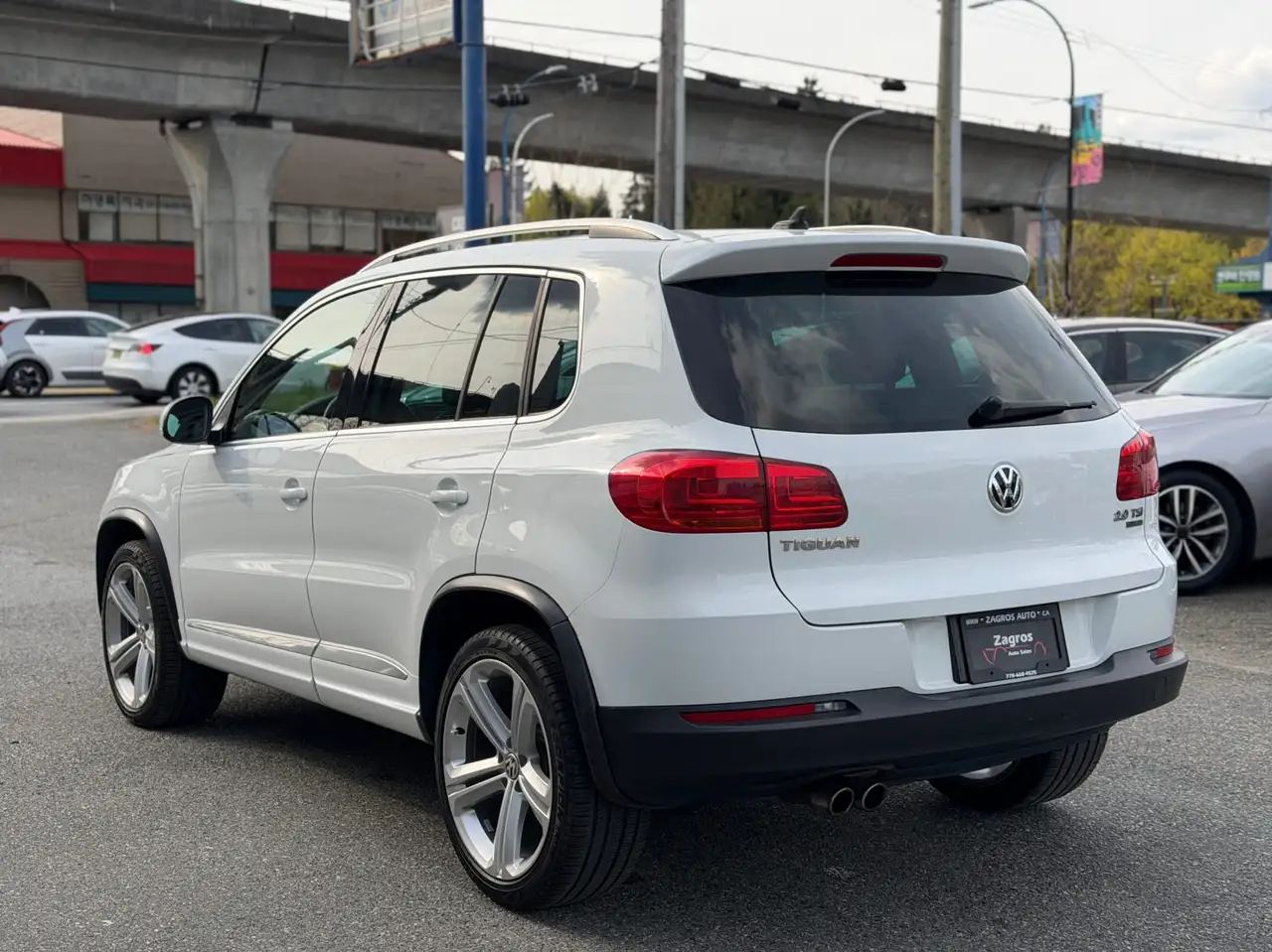Volkswagen Tiguan снимка Volkswagen Tiguan
