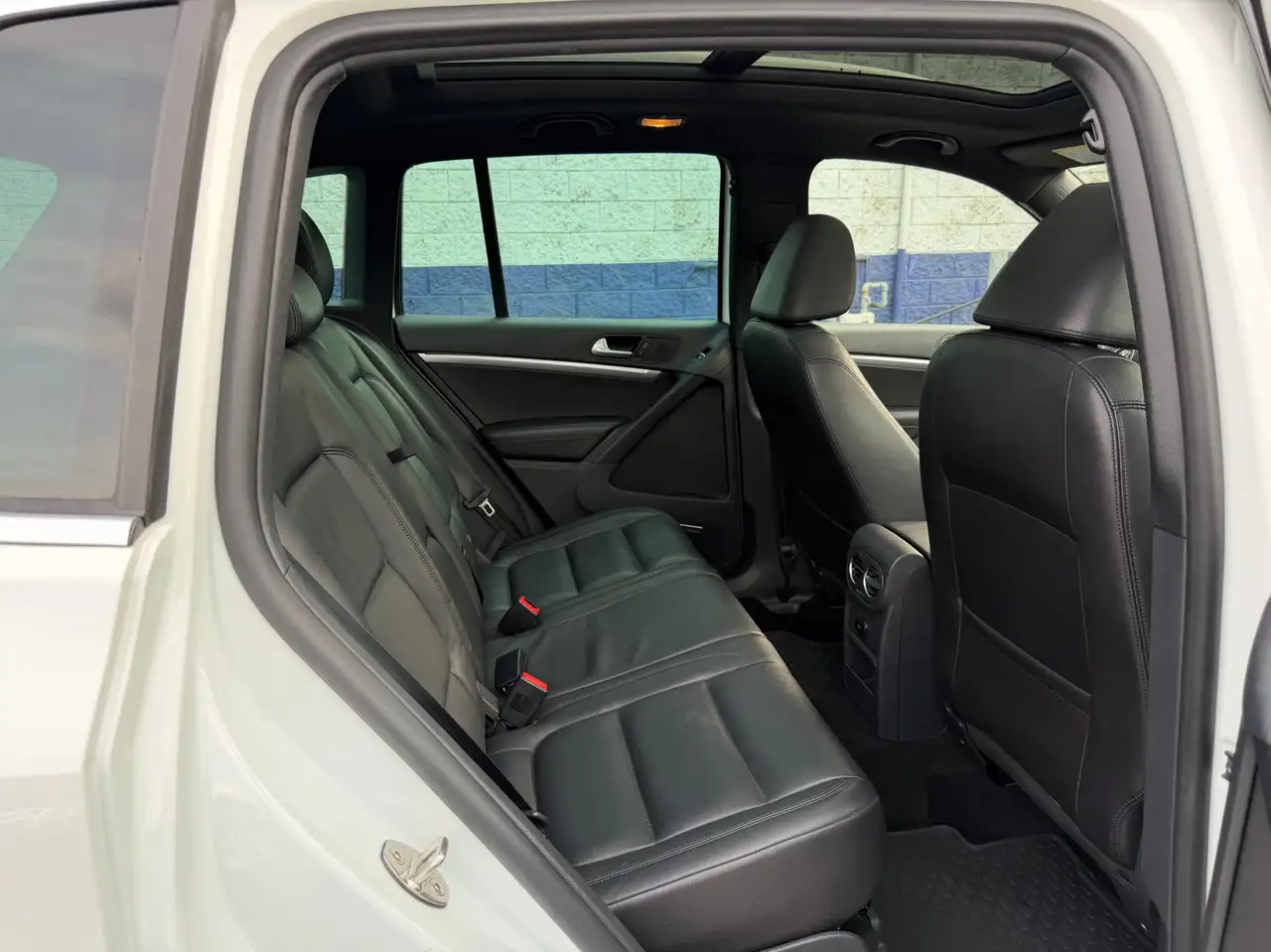 Volkswagen Tiguan снимка Volkswagen Tiguan