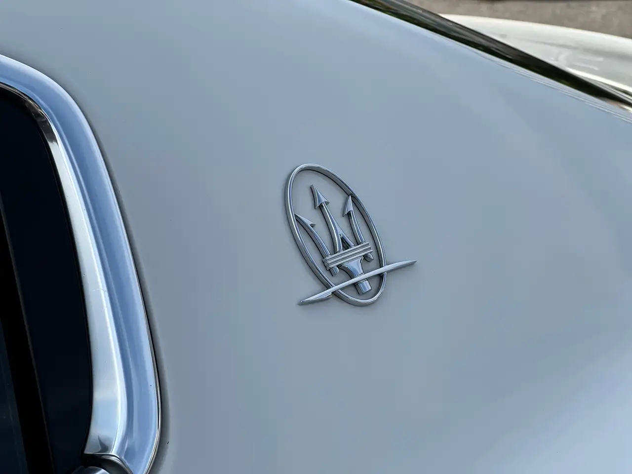 Maserati Ghibli photo Maserati Ghibli