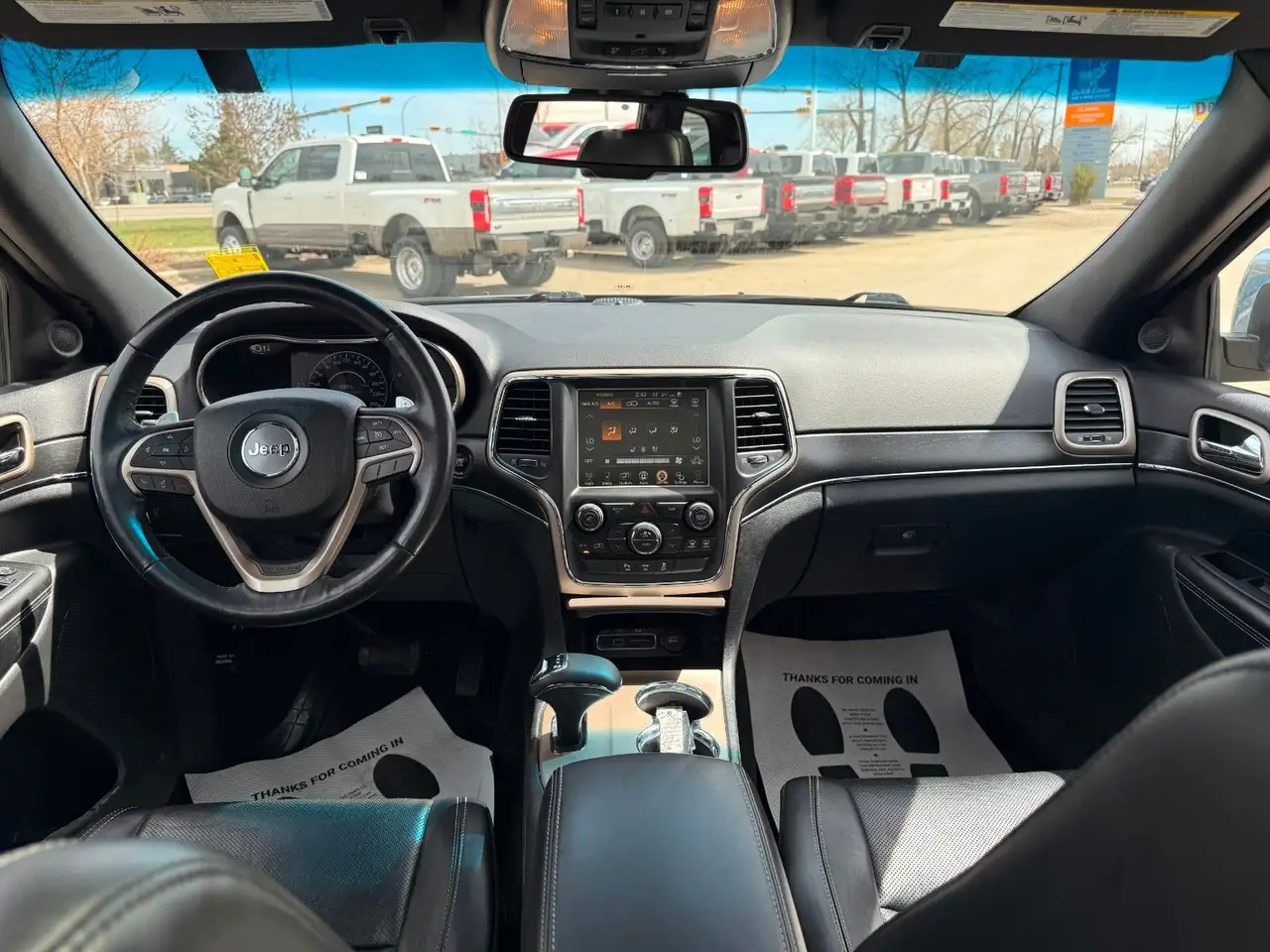 Jeep Grand Cherokee снимка Jeep Grand Cherokee