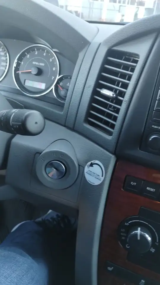 Jeep Grand Cherokee снимка Jeep Grand Cherokee