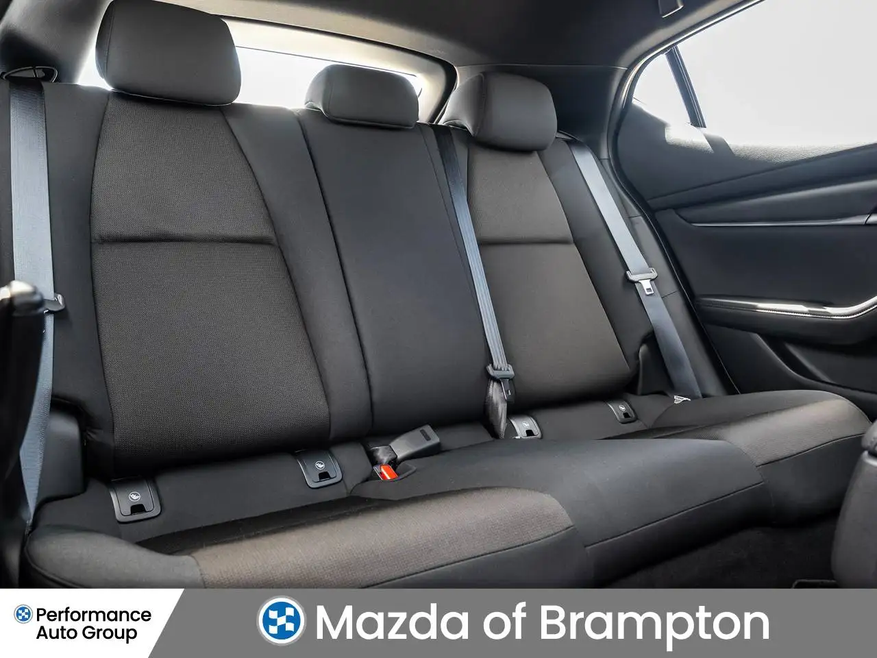 Mazda 3 снимка Mazda 3
