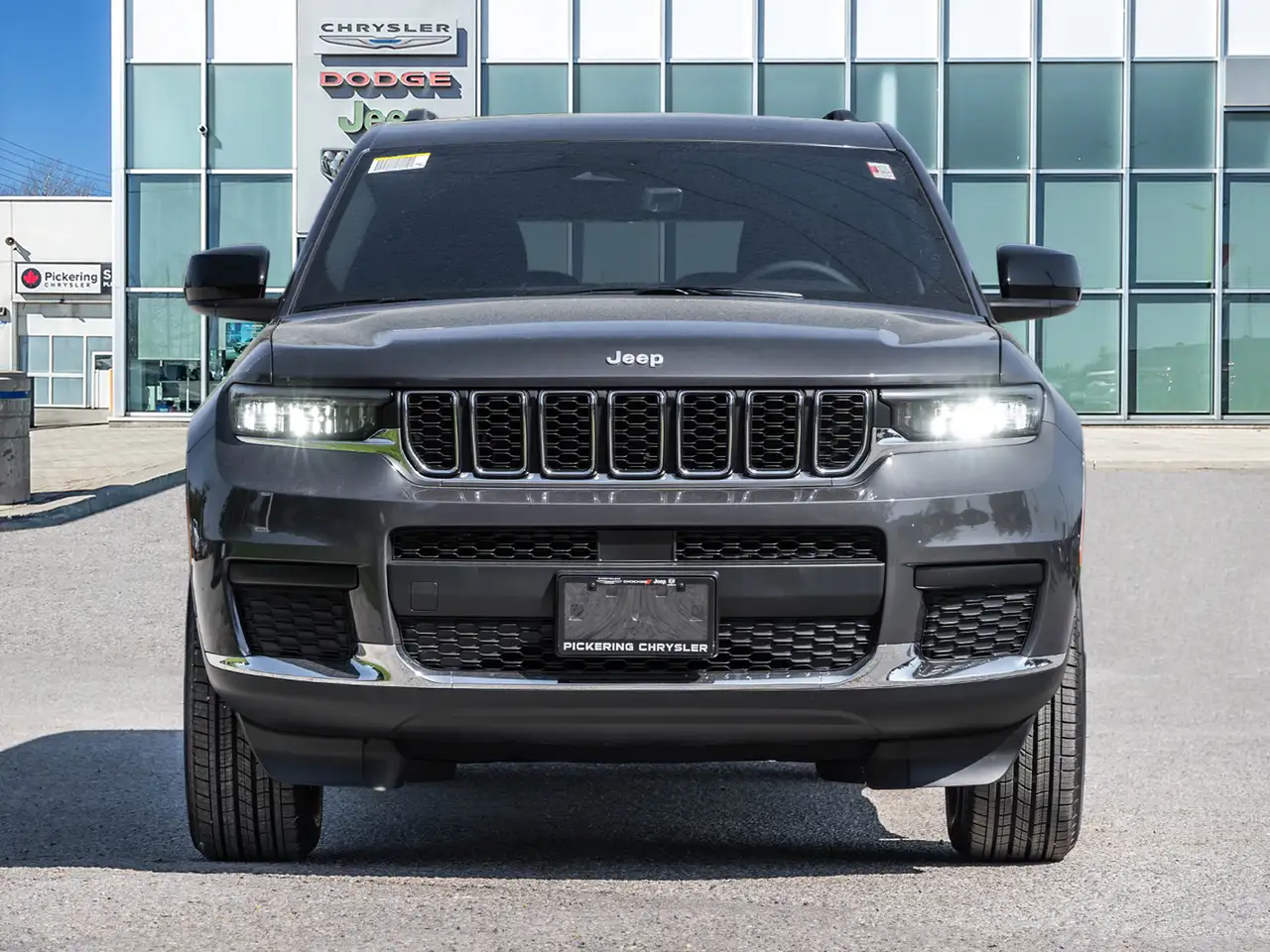 Jeep Grand Cherokee photo Jeep Grand Cherokee