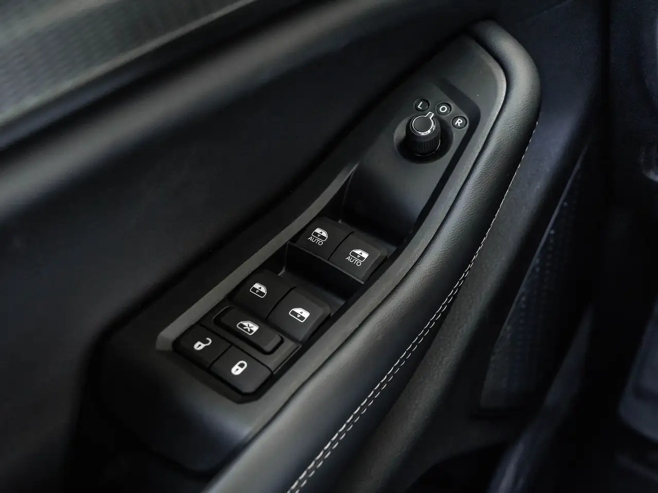 Jeep Grand Cherokee photo Jeep Grand Cherokee