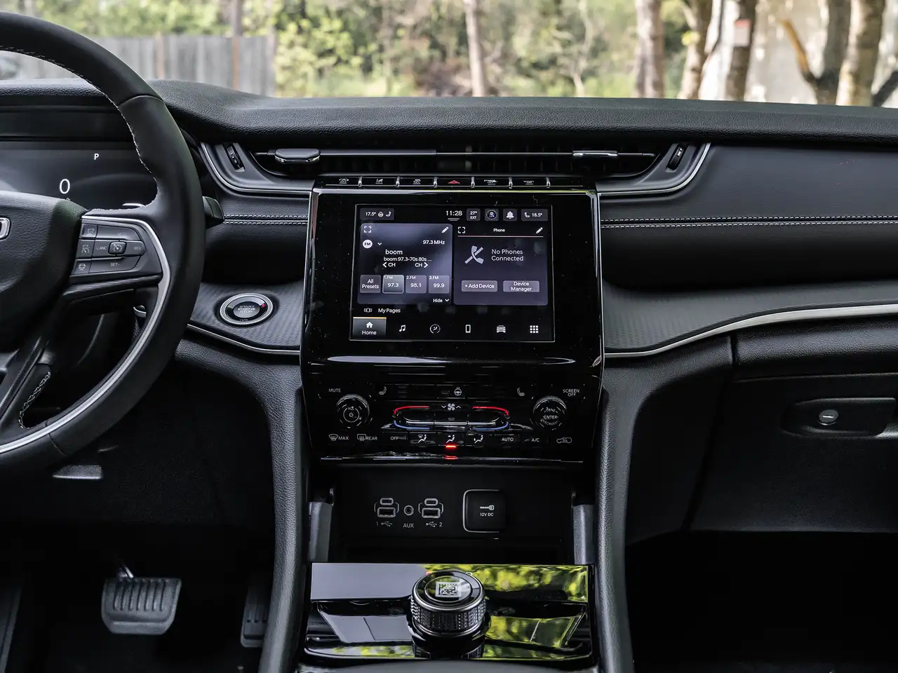 Jeep Grand Cherokee photo Jeep Grand Cherokee
