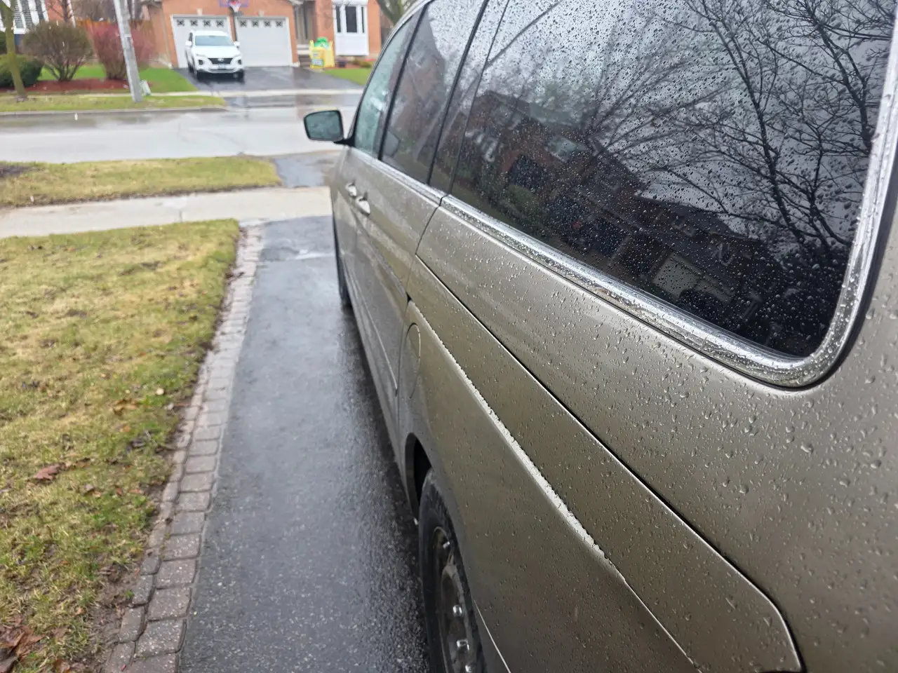 Honda Odyssey снимка Honda Odyssey