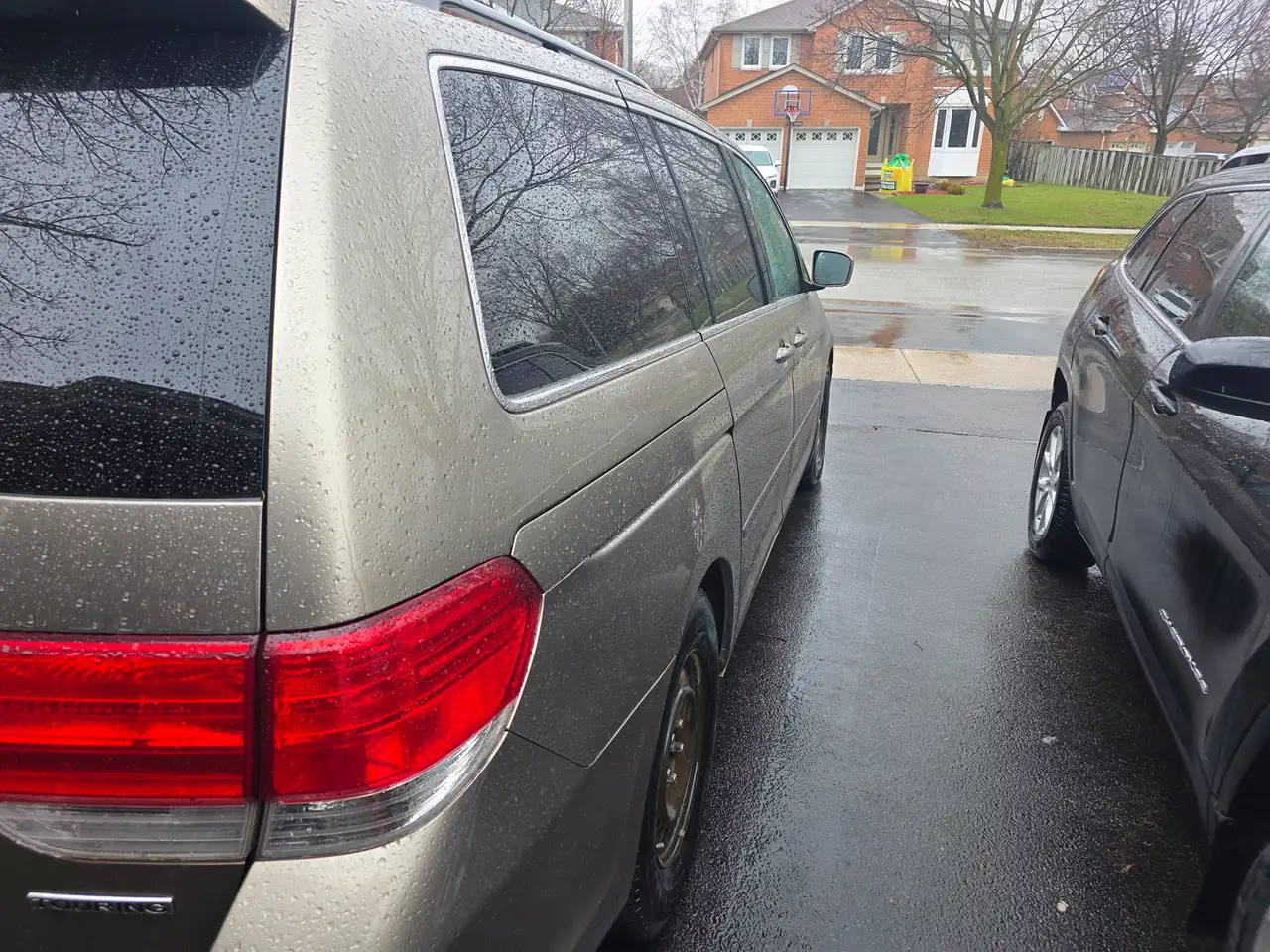 Honda Odyssey снимка Honda Odyssey