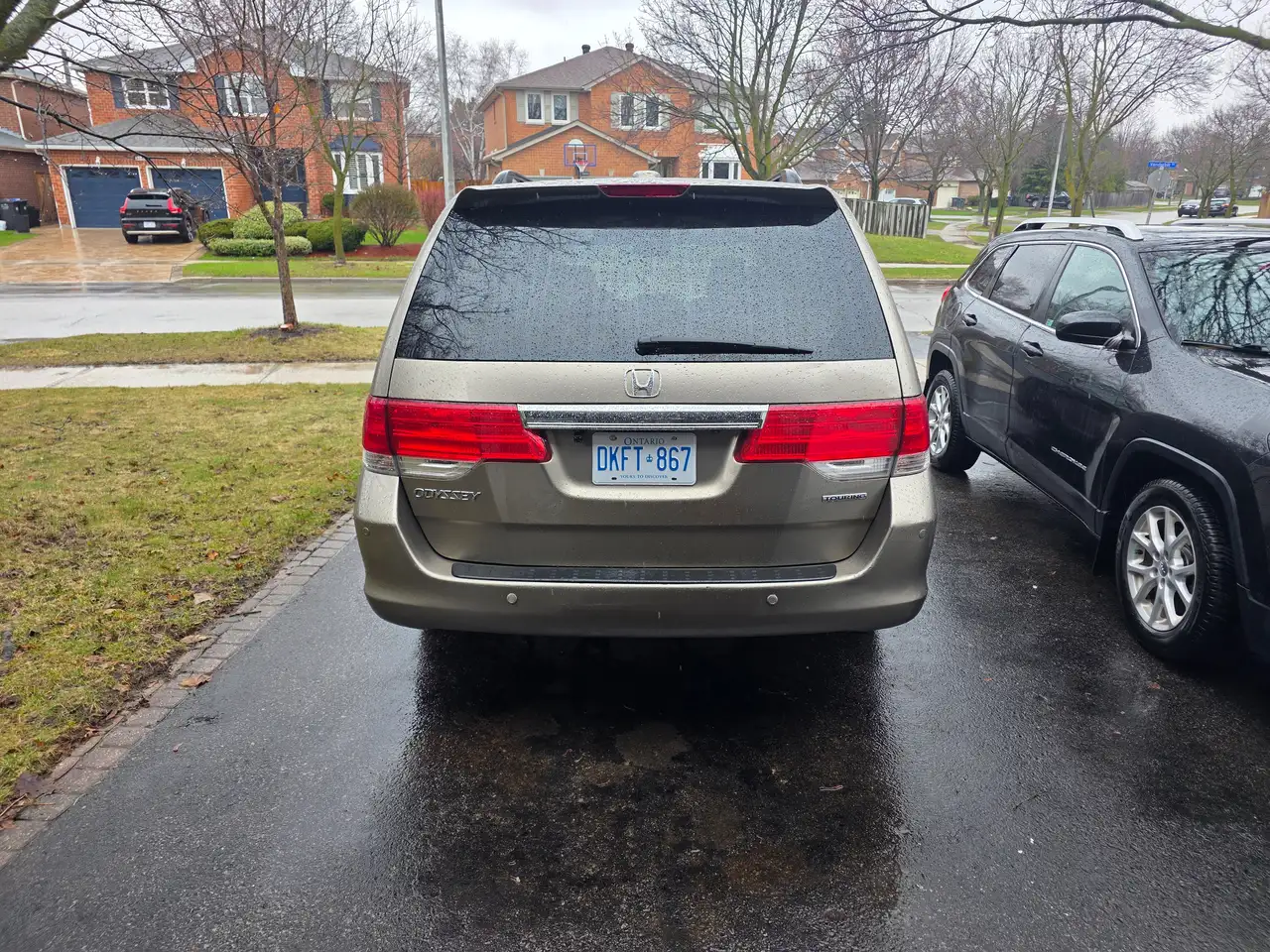 Honda Odyssey снимка Honda Odyssey