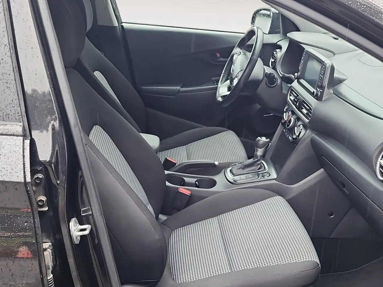 Hyundai KONA fotografie Hyundai KONA