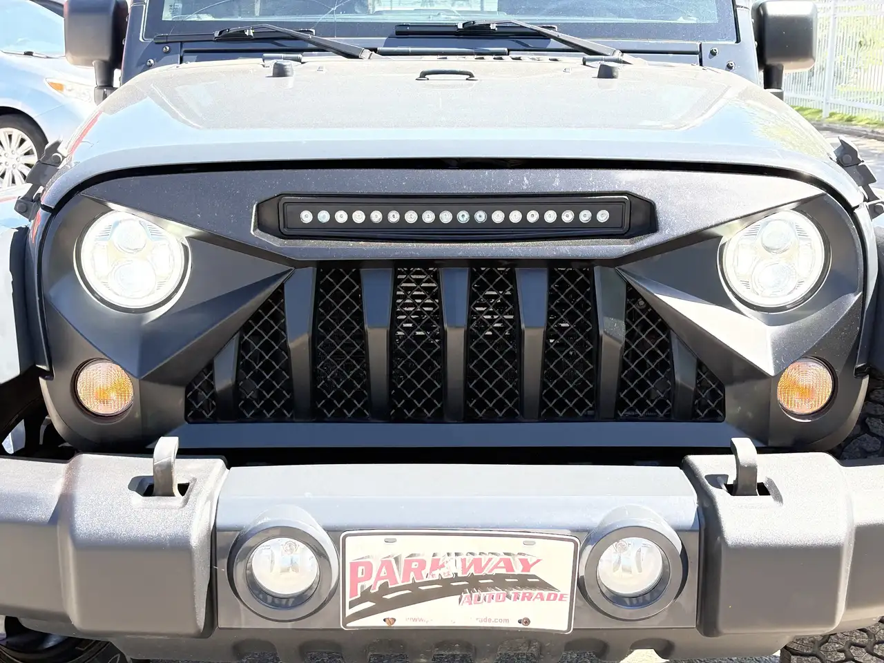 Jeep Wrangler photo Jeep Wrangler