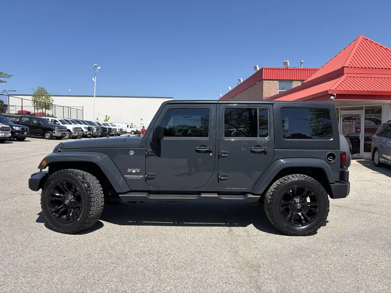 Jeep Wrangler photo Jeep Wrangler