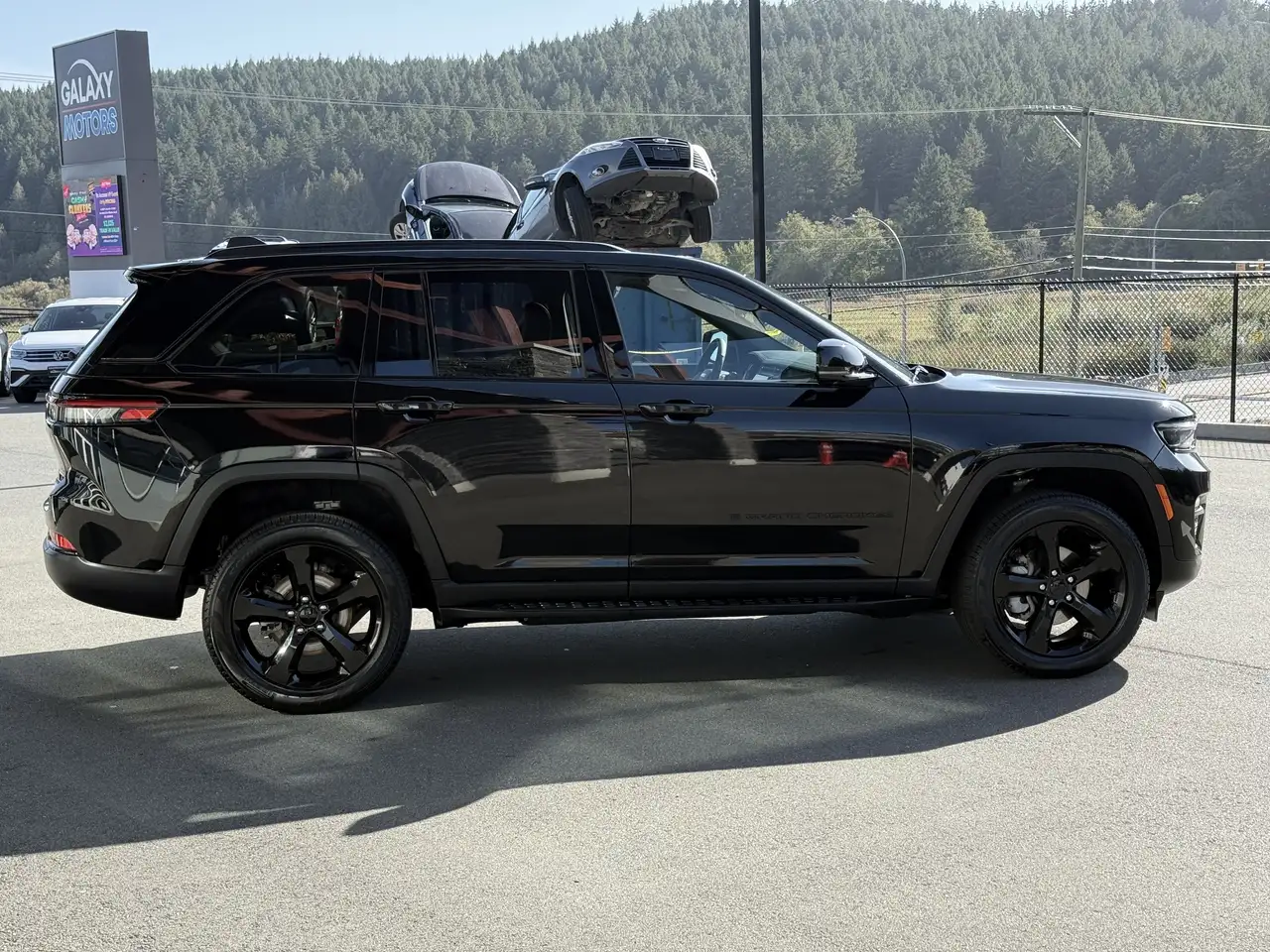 Jeep Grand Cherokee снимка Jeep Grand Cherokee