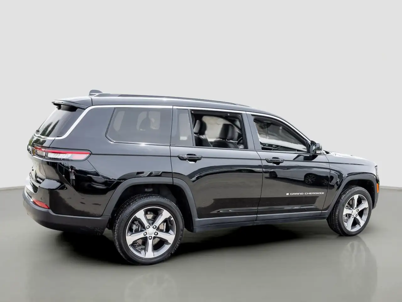 Jeep Grand Cherokee photo Jeep Grand Cherokee