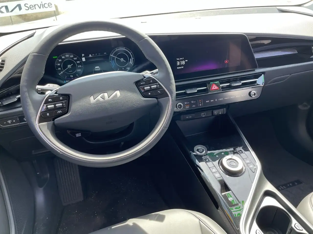 Kia Niro снимка Kia Niro