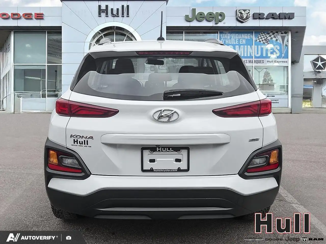 Hyundai KONA снимка Hyundai KONA