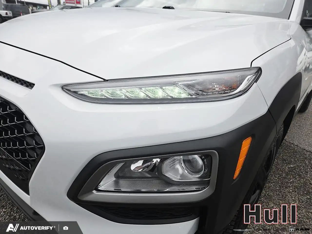 Hyundai KONA снимка Hyundai KONA