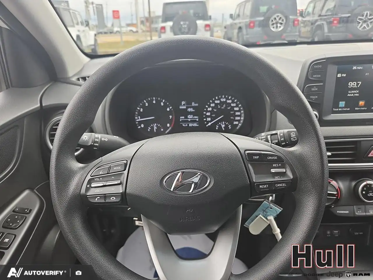 Hyundai KONA снимка Hyundai KONA