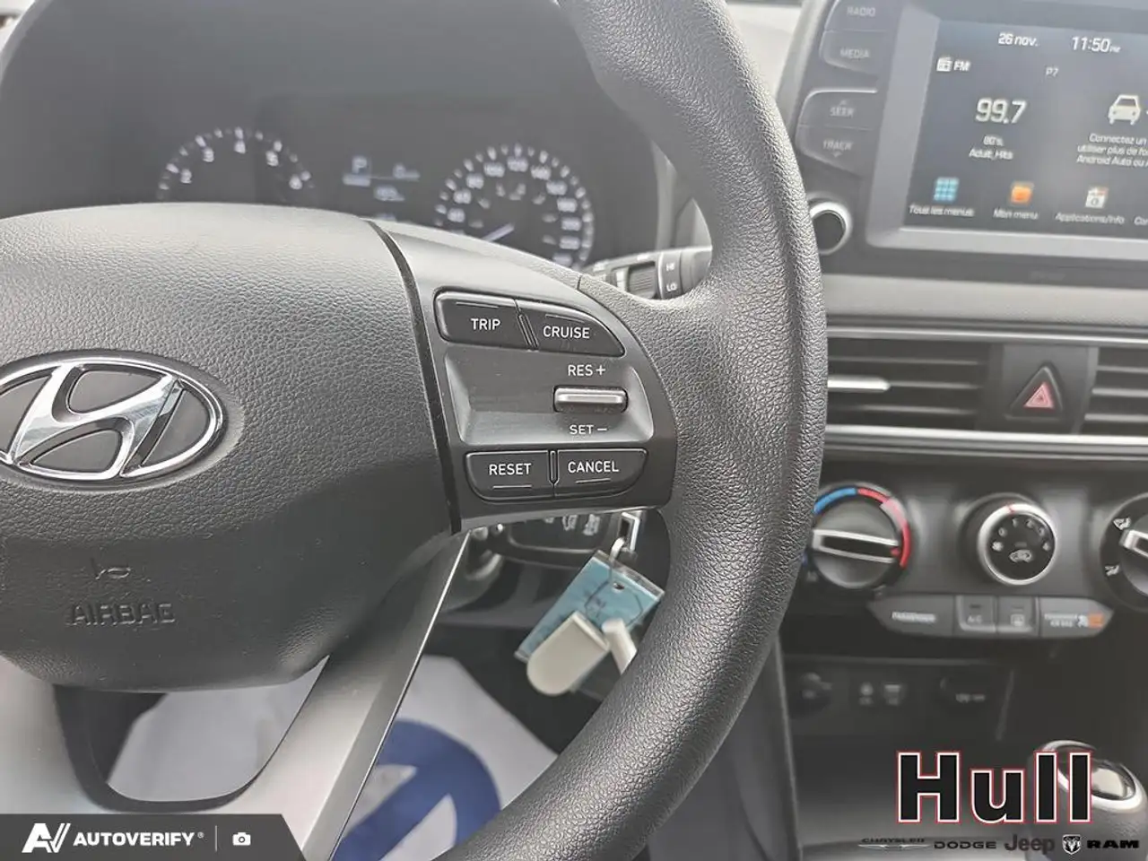 Hyundai KONA снимка Hyundai KONA