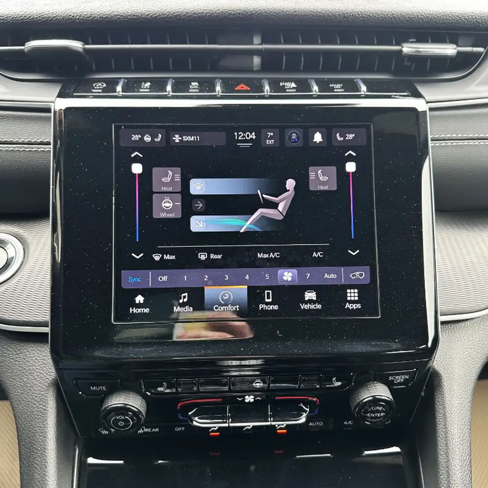 Jeep Grand Cherokee снимка Jeep Grand Cherokee