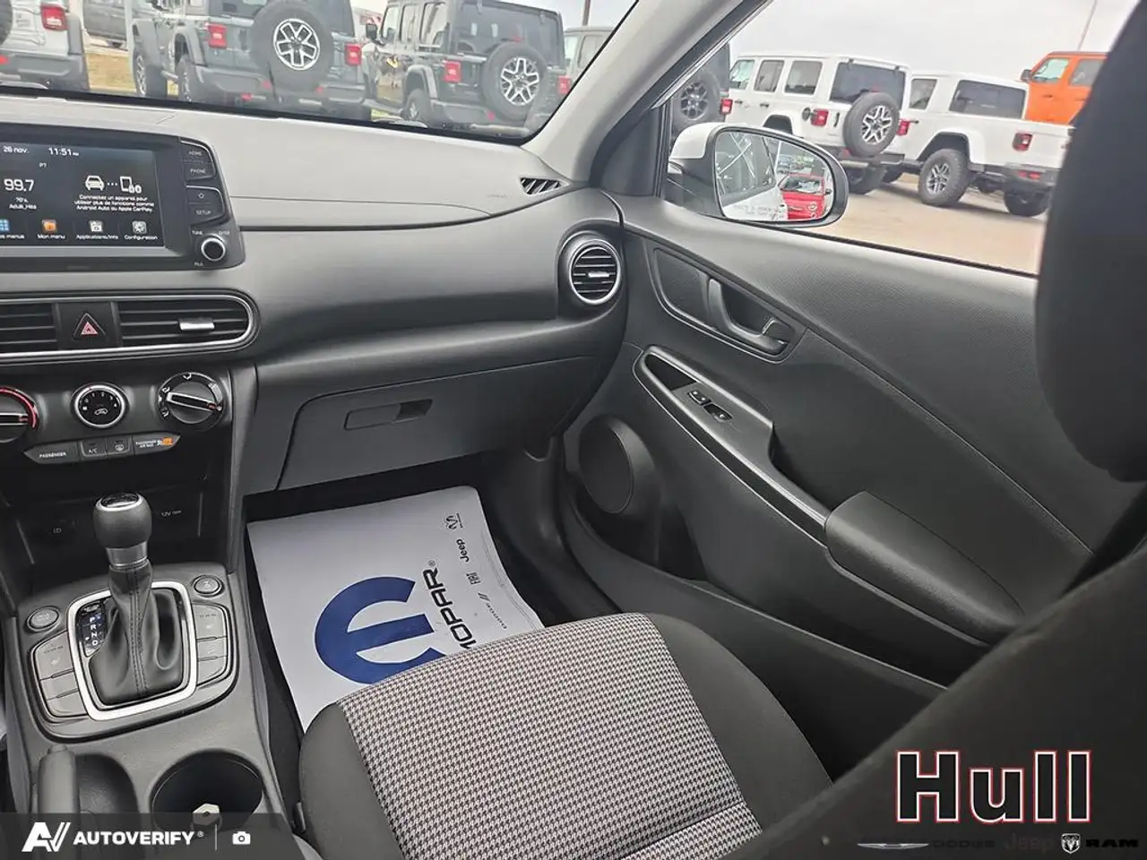 Hyundai KONA снимка Hyundai KONA