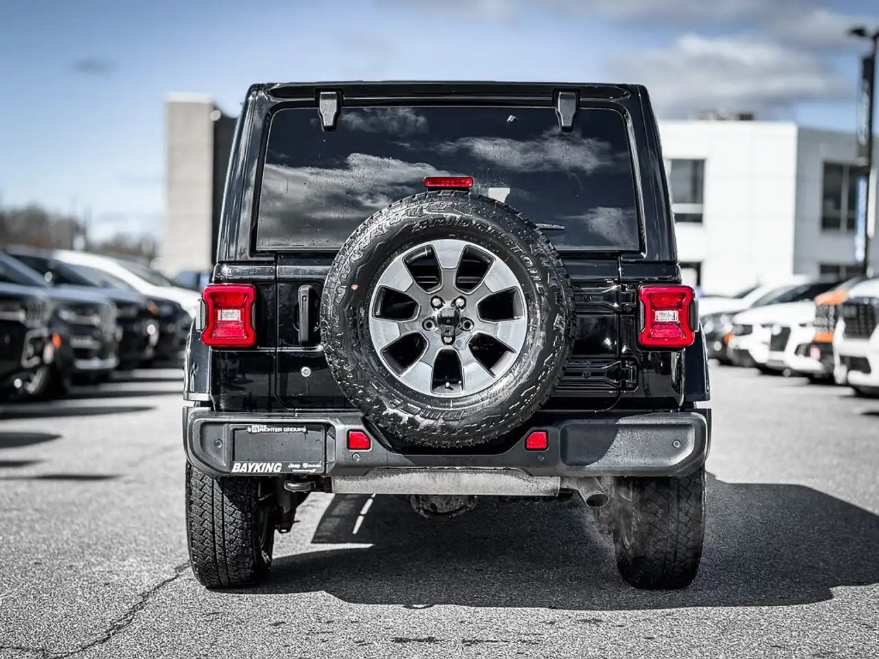 Jeep Wrangler photo Jeep Wrangler