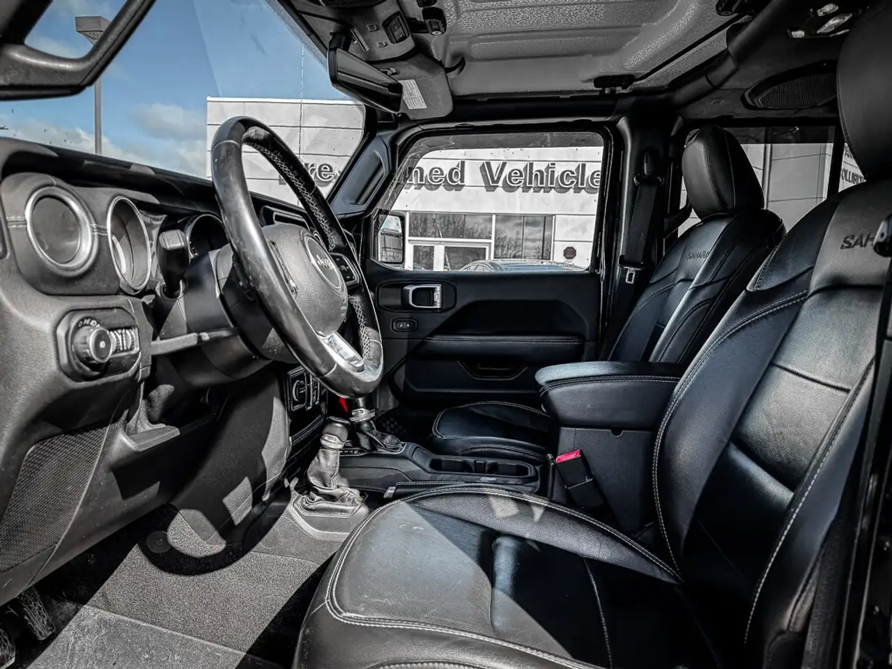 Jeep Wrangler photo Jeep Wrangler