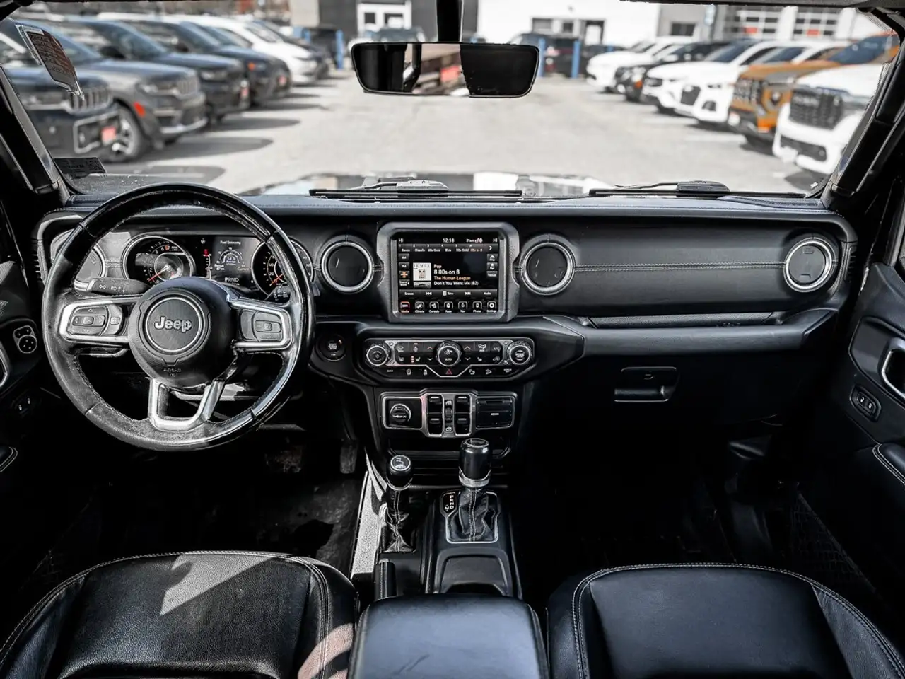 Jeep Wrangler photo Jeep Wrangler