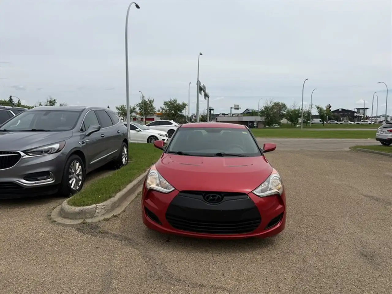 Hyundai VELOSTER снимка Hyundai VELOSTER