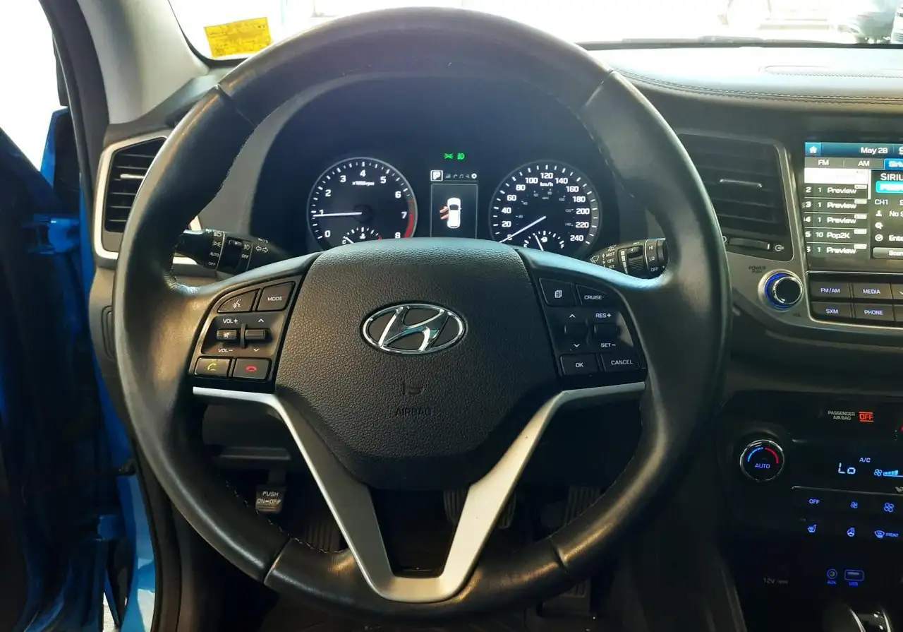 Hyundai TUCSON photo Hyundai TUCSON