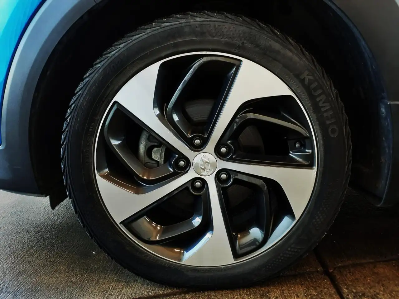 Hyundai TUCSON photo Hyundai TUCSON