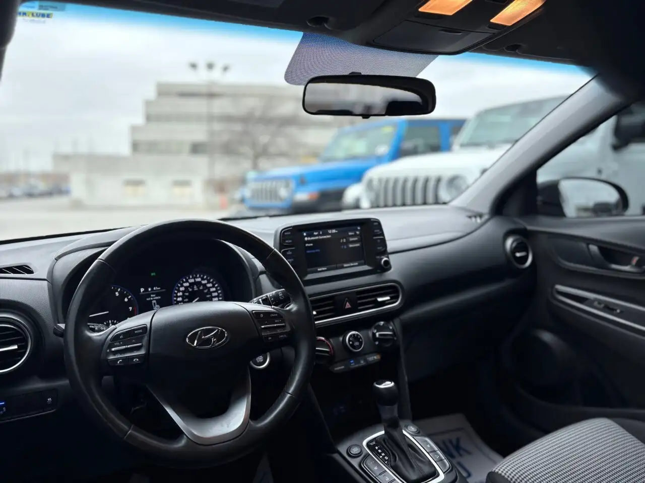 Hyundai KONA photo Hyundai KONA