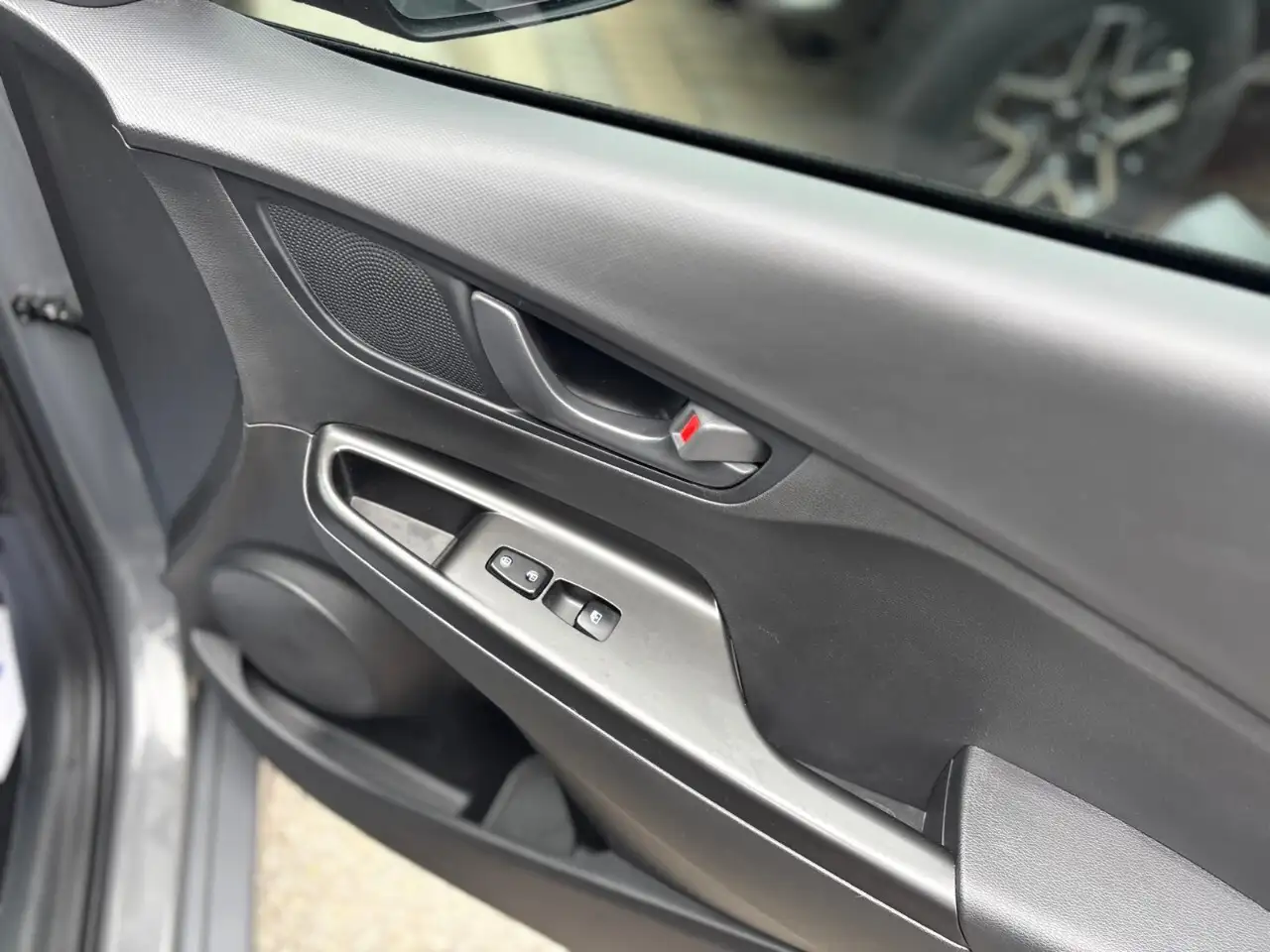 Hyundai KONA photo Hyundai KONA